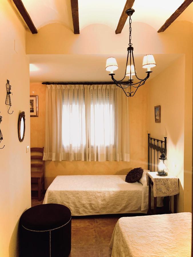 Casa Rural Valle Del Palancia Guest House Castellnovo ภายนอก รูปภาพ