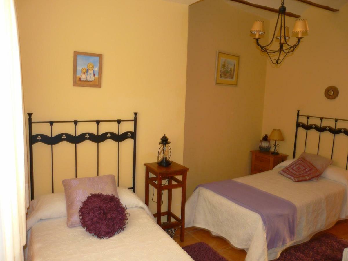 Casa Rural Valle Del Palancia Guest House Castellnovo ภายนอก รูปภาพ